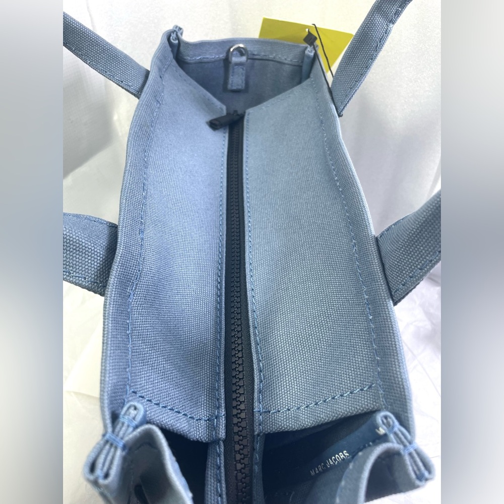Marc Jacobs Medium Blue Tote Bag - Picture 6 of 15